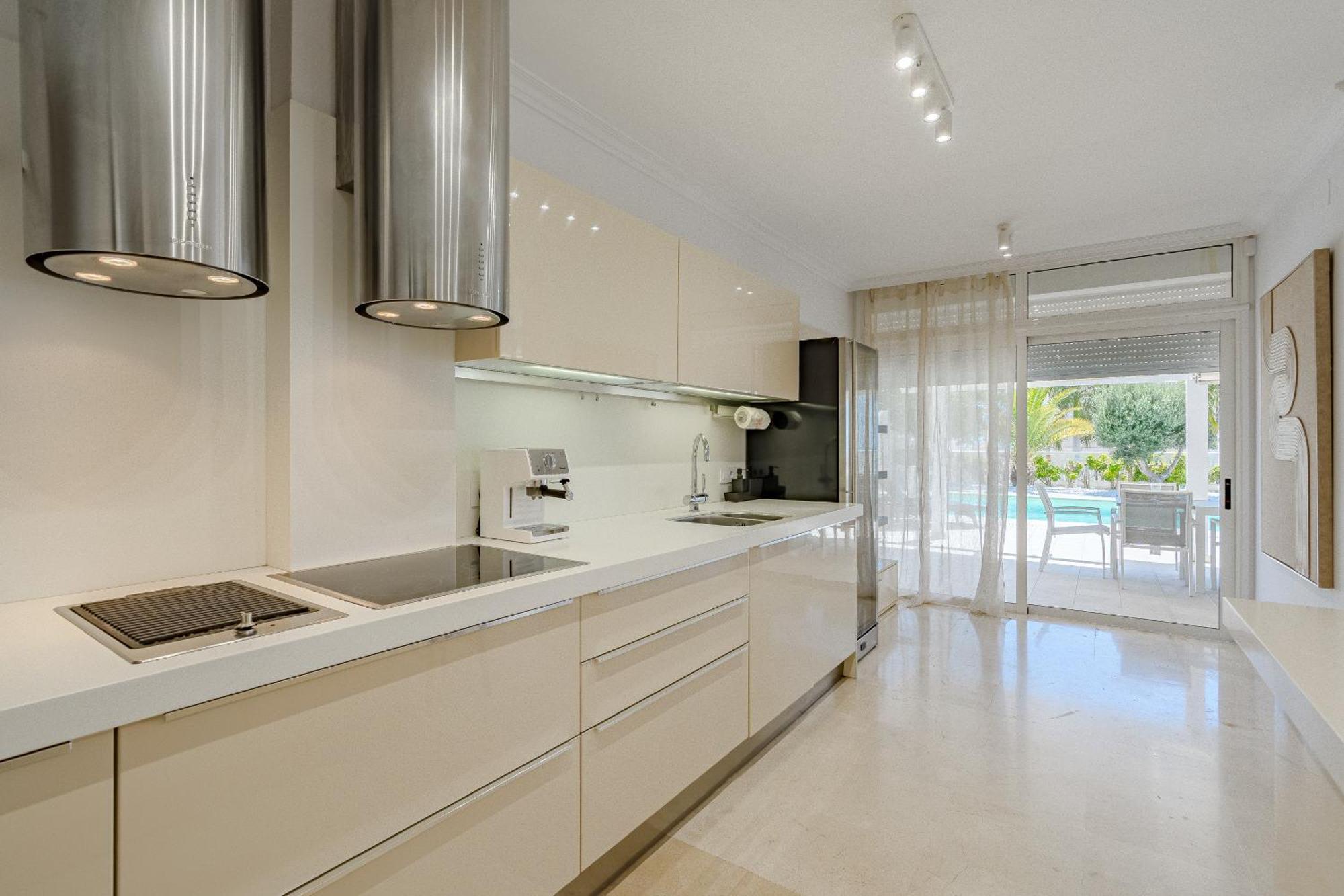 Villa Sabina - 6 Bedroom House 아데제 외부 사진